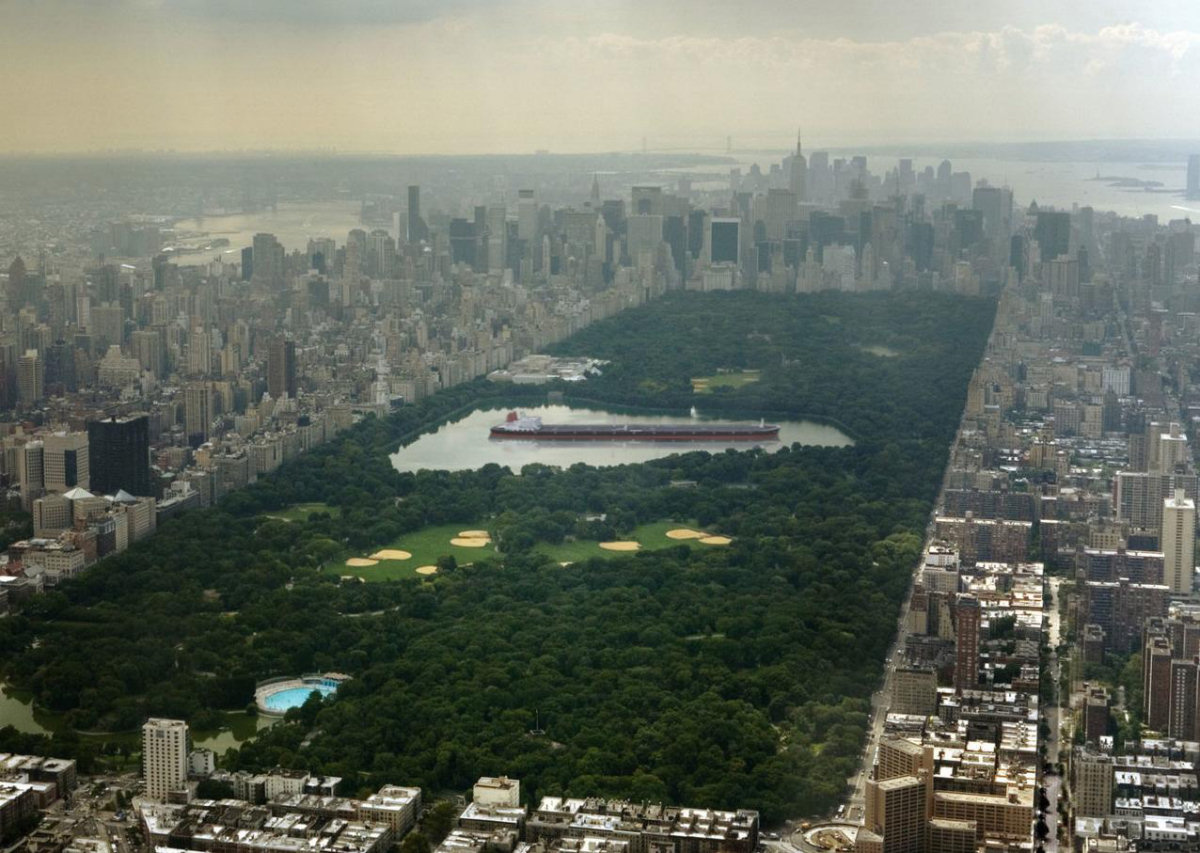 o maior petroleiro do mundo dentro do Central Park