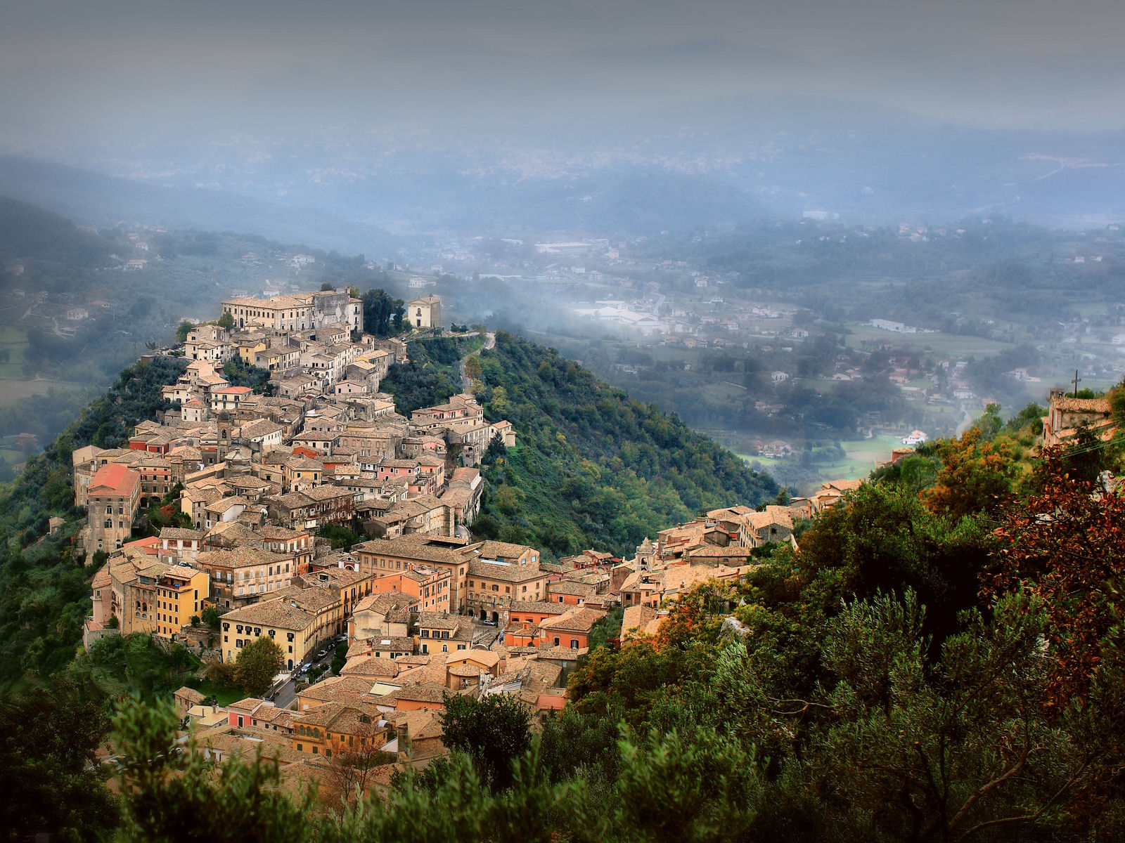 Arpino, uma cidade dependurada na serra