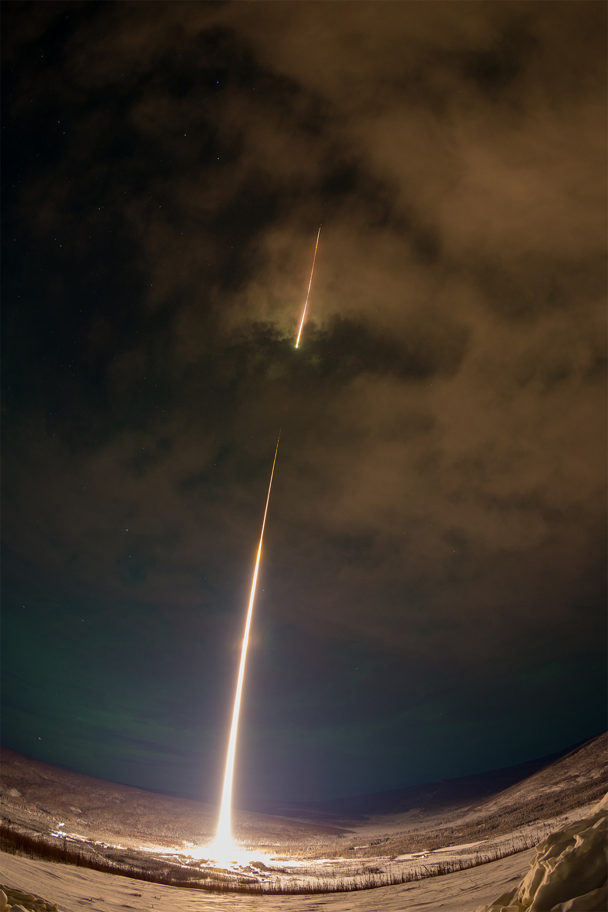 Lançamento de um foguete da NASA no Alasca